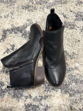 Lucky Brand Black Leather Side-Zip Ankle Boots